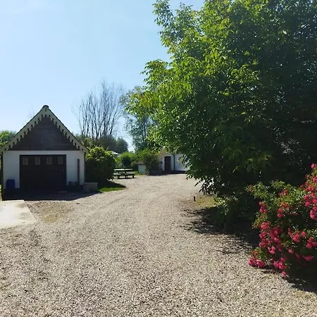 La Fermette Hotel Favières